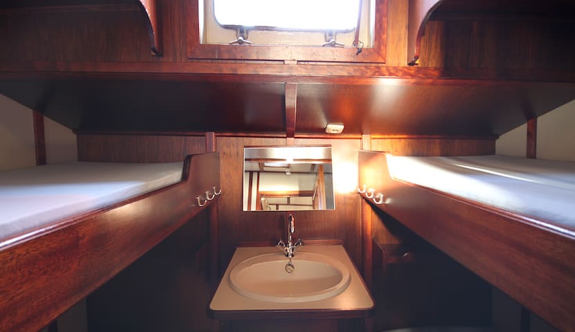 Groep Accommodation Sailing Ship gallery image 5