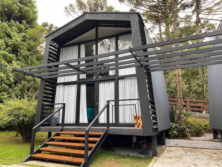 Modern and duplex chalet Villas for Rent in Campos do Jordão, São