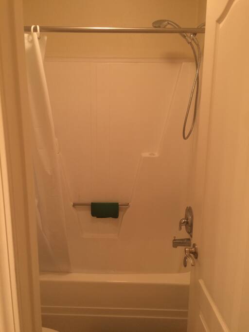 Private full bathroom