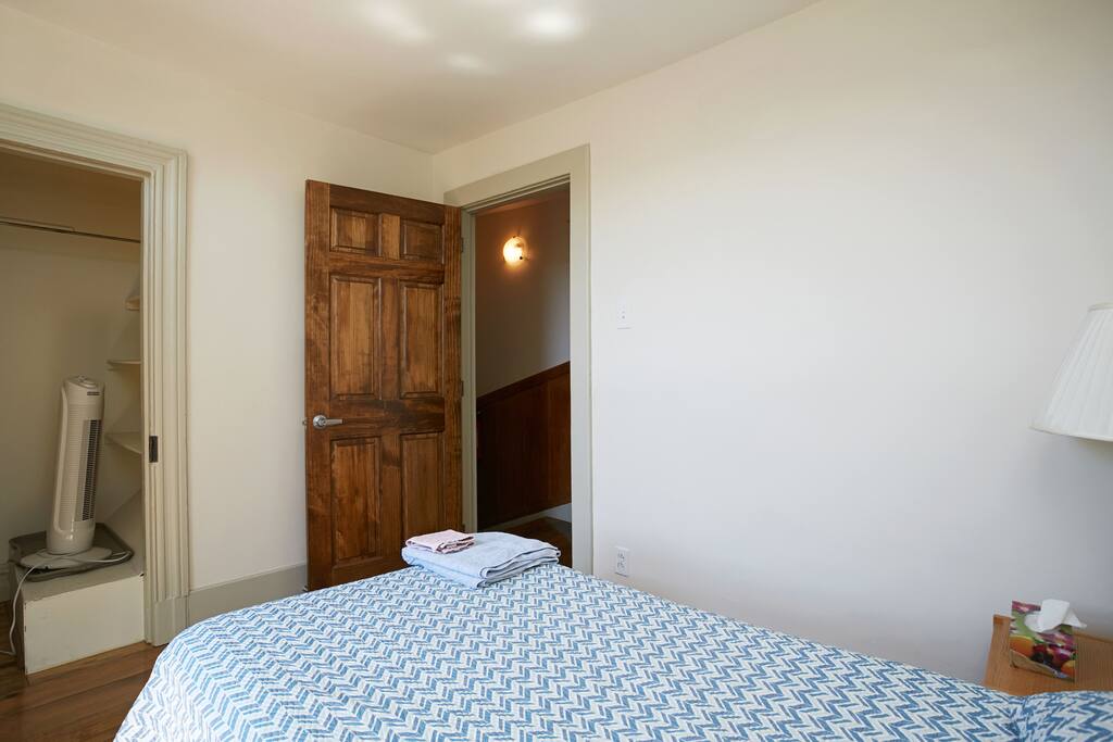 Le Room!