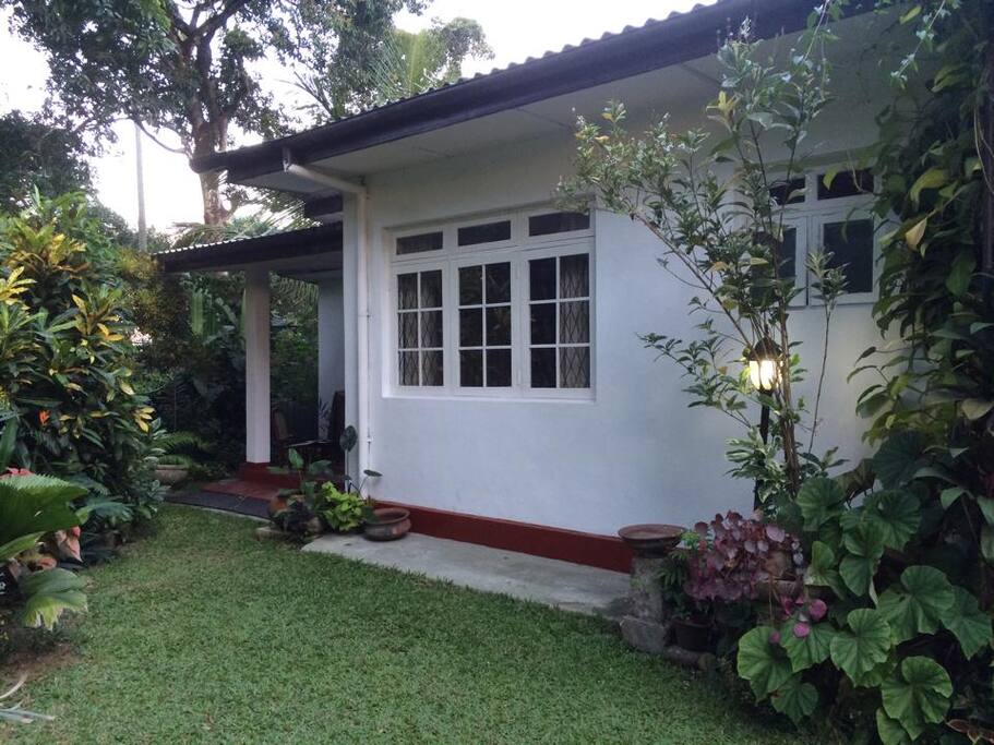 garden and private sit out/ verandah