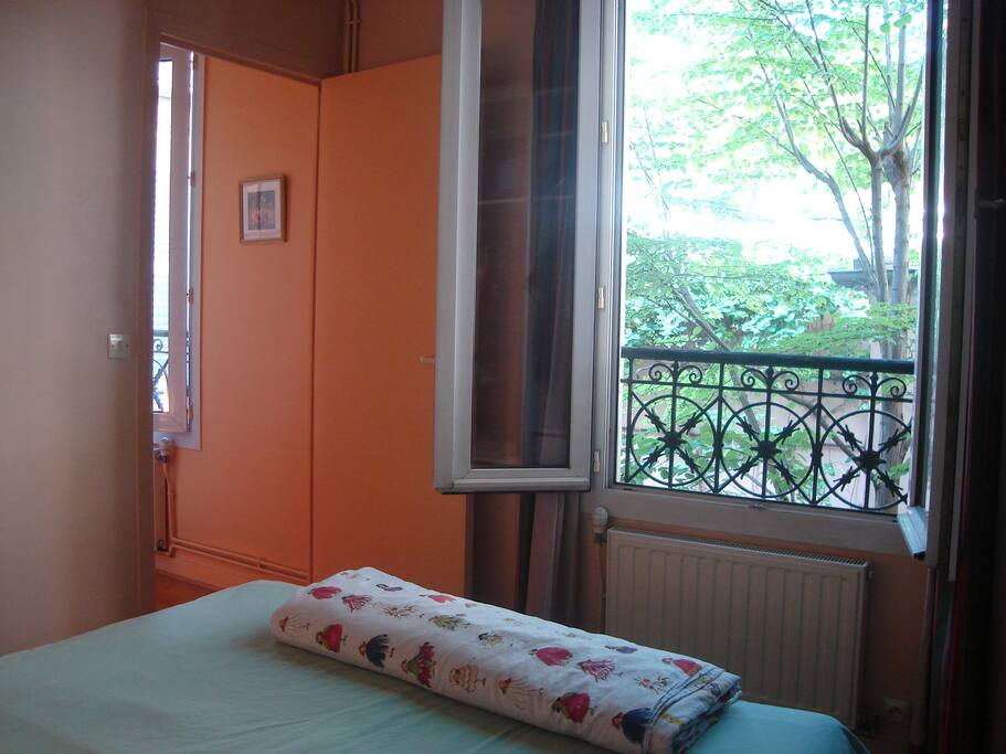 2story private house and courtyard Houses for Rent in Paris, Îlede