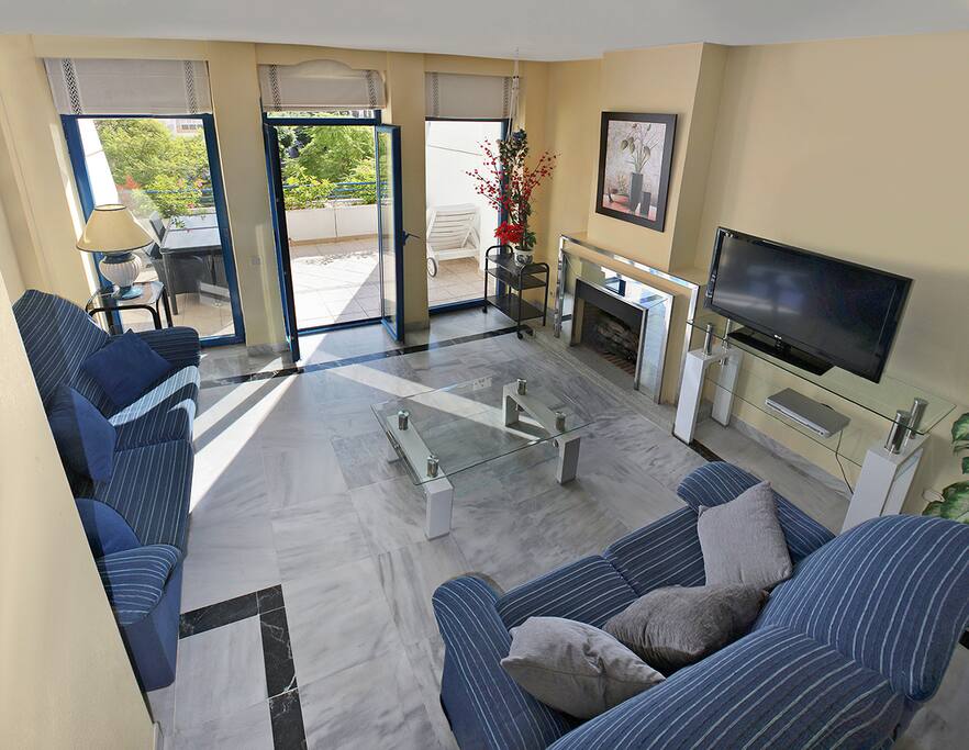 Living room.