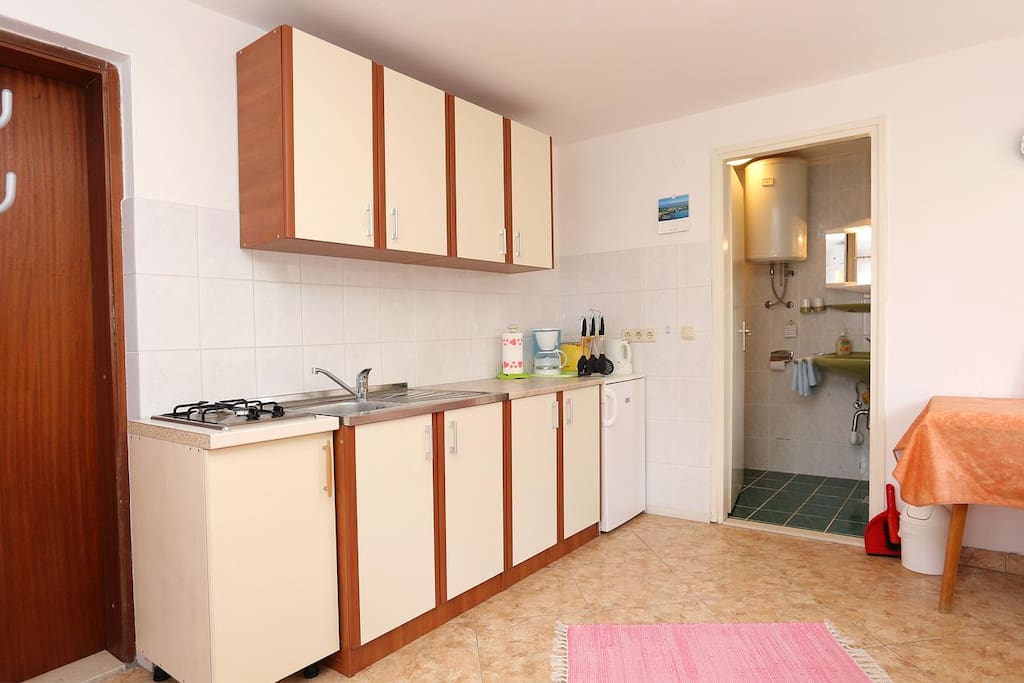 Kitchen, Surface: 8 m²