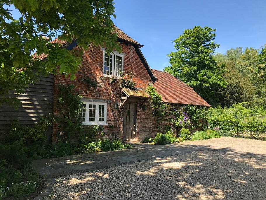 Manor Farm Cottage Cottages for Rent in Plaitford, England, United Kingdom