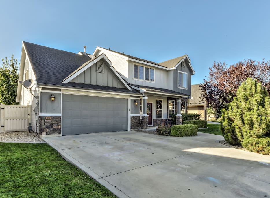 Front view of the home as you pull onto the residential street. This home has a 3 car garage.