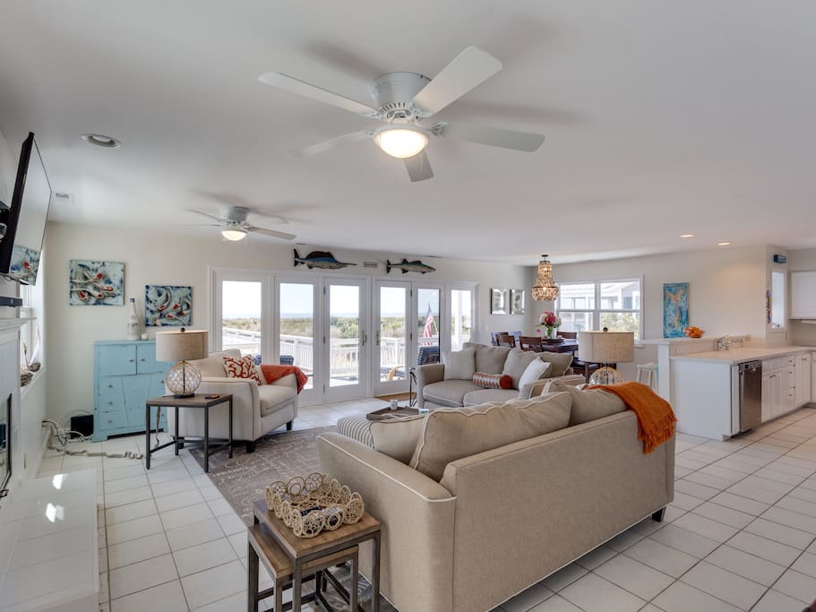 Living area with expansive ocean views