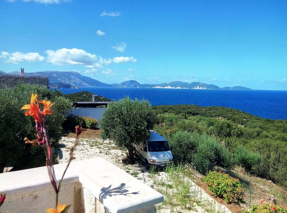 panorama Mirtos-Assos gulf