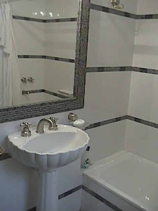 Baño ala este