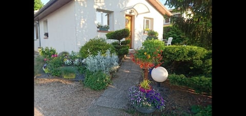 Nice garden apartment near airport.