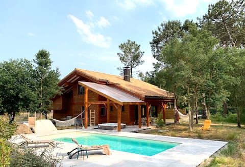 Le Chalet des Lièges – leschaletssouslespins.com