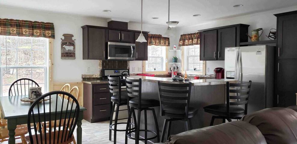 Brand New Home 1 mile from Brant Lake Adirondacks!