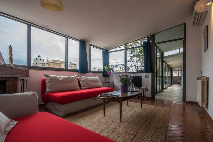 Unforgettable Naples in old historical town (6+b) gallery image 5