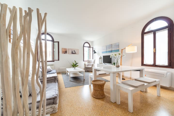 ! exceptional location ! Near the cruise terminal