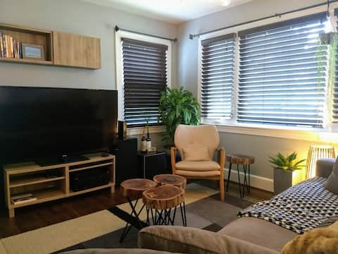 Top Airbnb: 2 bed House in Downtown Raleigh in Battery Heights