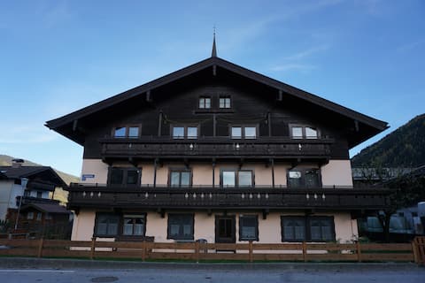 Large house for 2-19 people