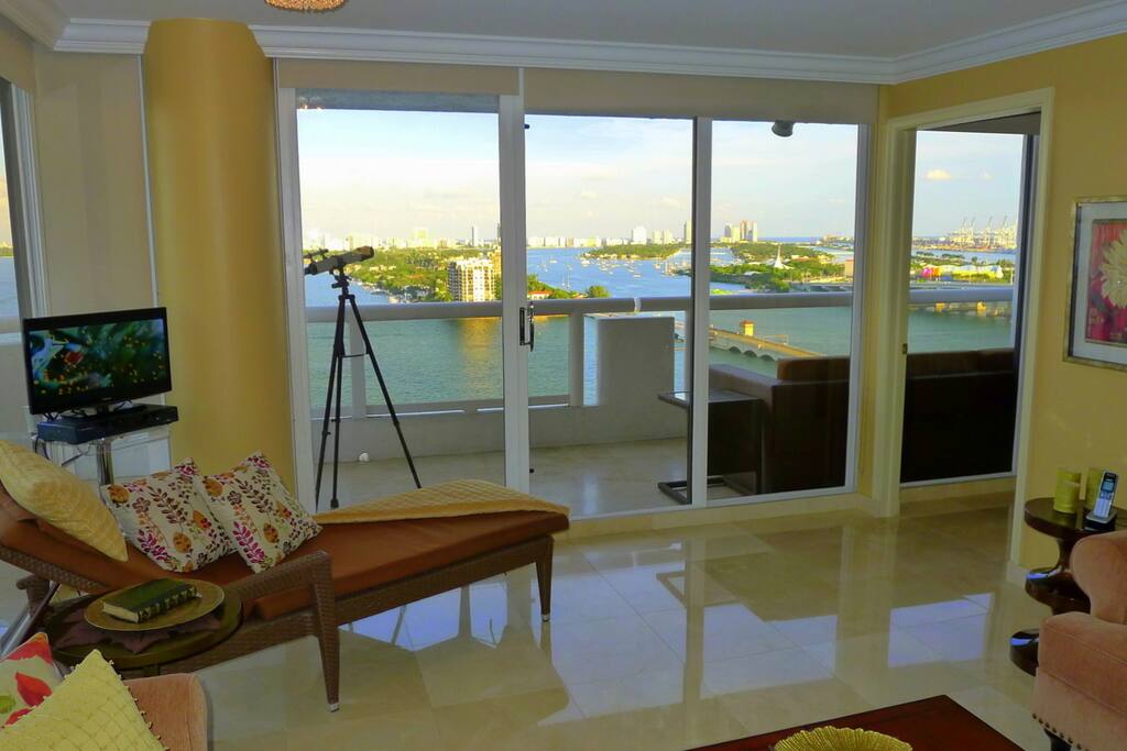 Miami MAGIC 1800 sqft
Bay view from each bedroom