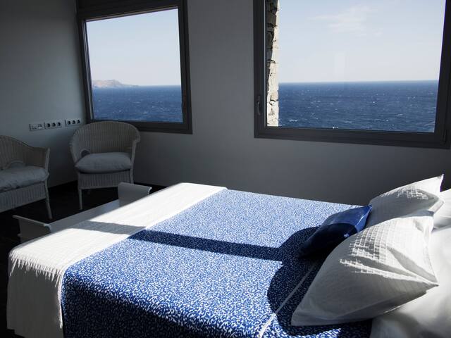 Brand new villa with great views gallery image 5