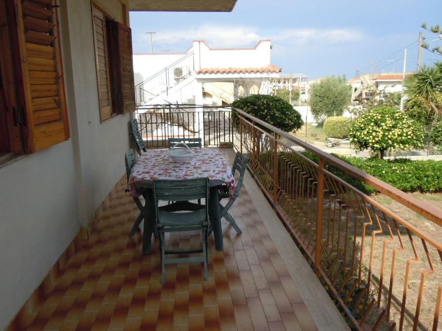 veranda