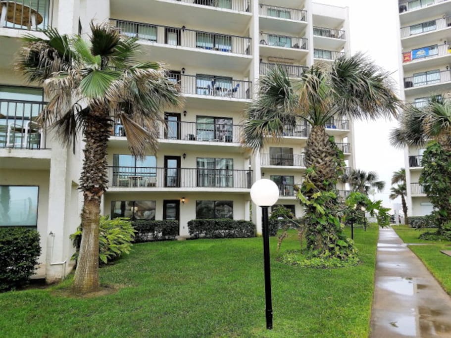 Ground level condo with access to main pool. Extra yard space for family BBQ and family/kids to enjoy.