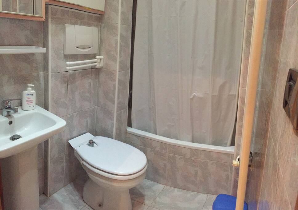 Bathroom 2