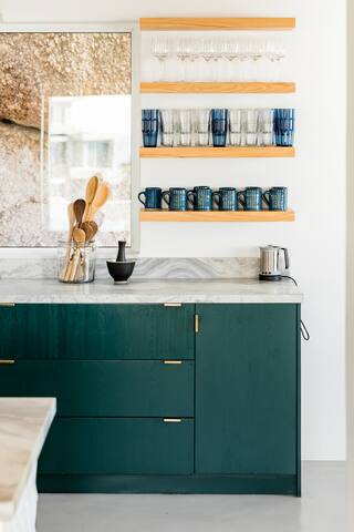 Icaria gallery image 2