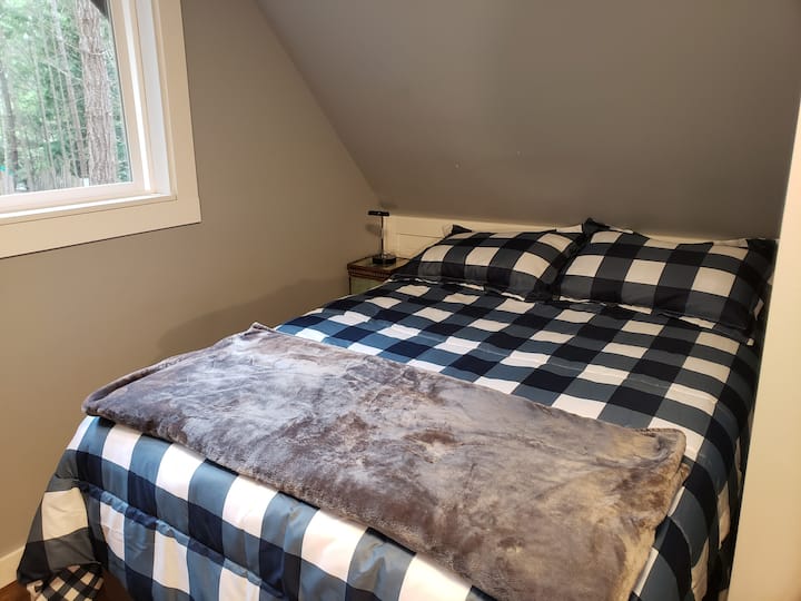 Top 10 Airbnb Vacation Rentals On Hornby Island, Canada Updated 2024