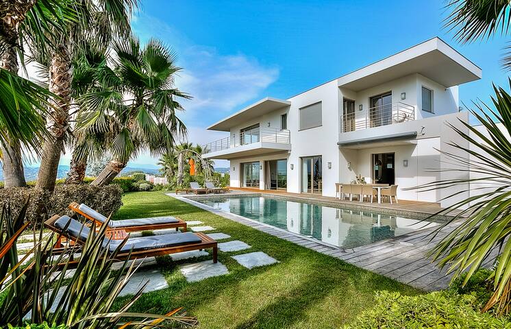 Luxury Villa 10 min from La Croisette Peace & View