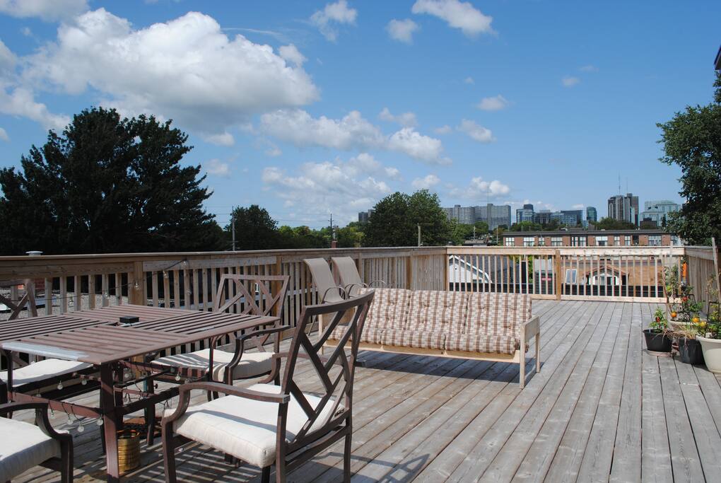 Awesome rooftop patio