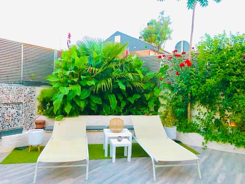 Chalet Familiar Garden 15 min downtown and Warner