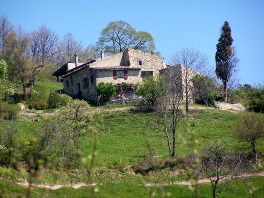 le gîte au bas du hameau