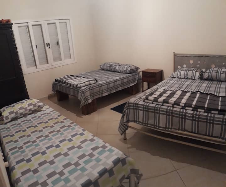 საძინებელი 1