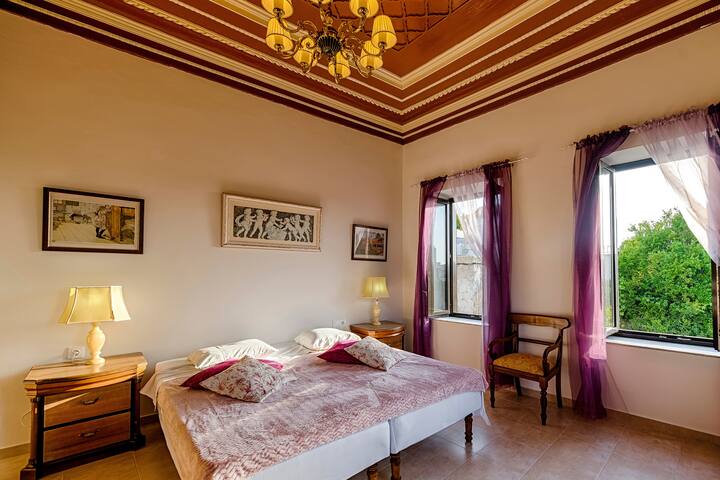 Apartment with View, Garden,Outdoor Shower&Sunbeds