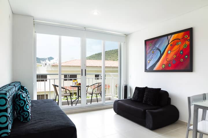 Მისაღებ ოთახში განთავსებული გასაშლელი დივანი და საწოლი 2