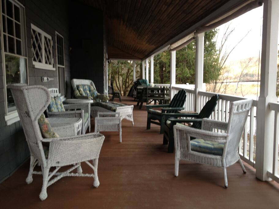 Front Porch Enjoy Morning coffee or wine at Sunset