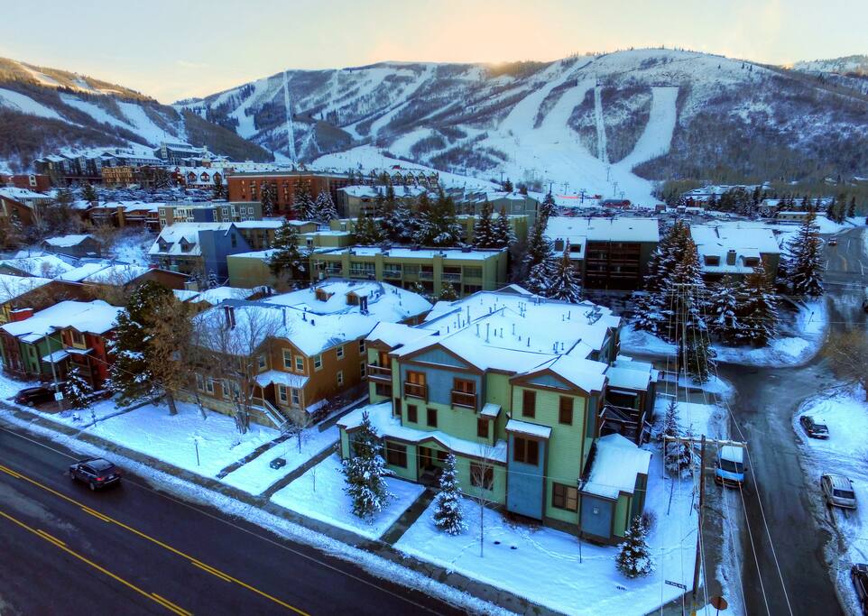 Aerial View of Moose Lodge and Park City Mountain Ski Resort. **Walk to skiing!