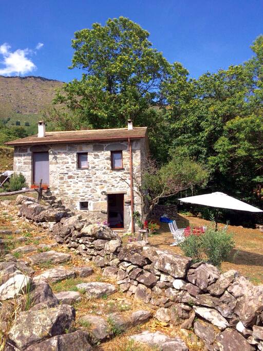 vista chalet dal sentiero storico dei Longobardi