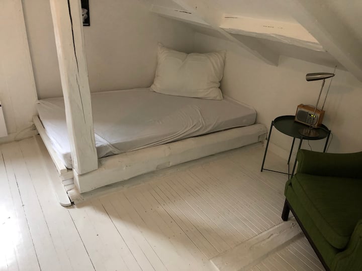 Cama "Build in" (120x200cm), dormitorio1, segundo piso