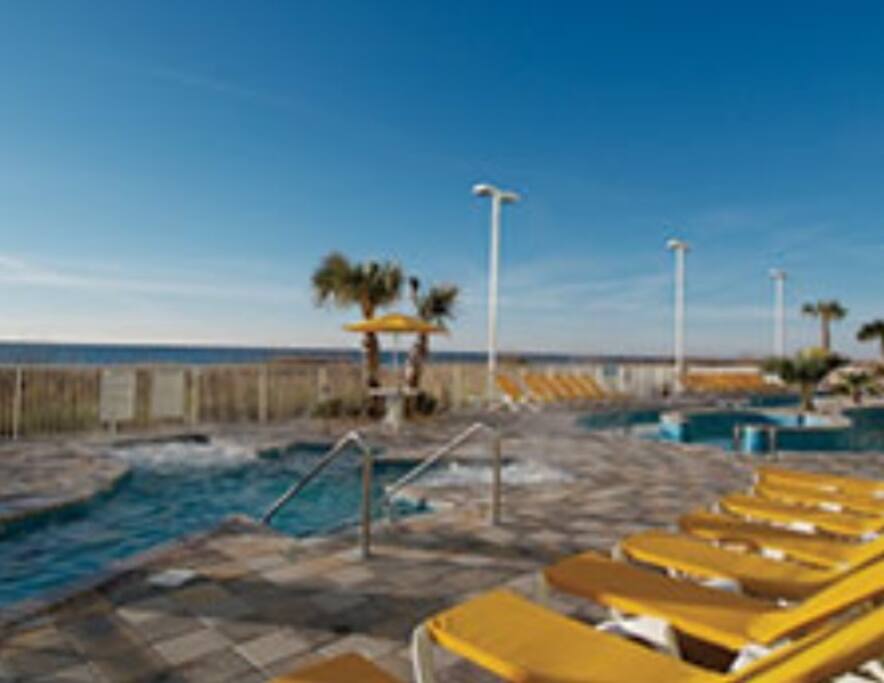 There is a lazy river, water slide, indoor pool, and hot tub.