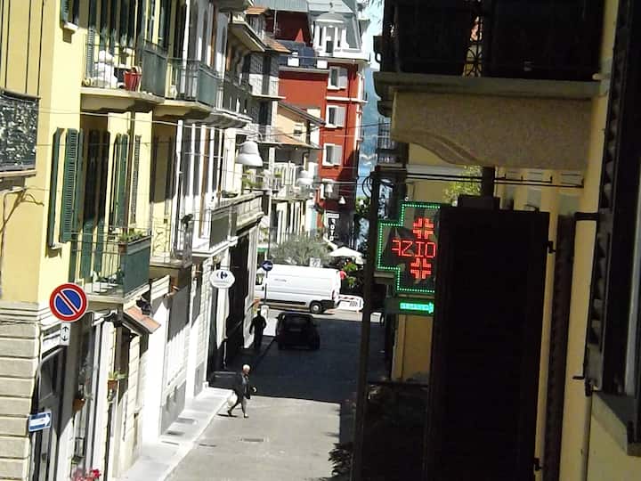 Two contiguous apartments in downtown Stresa Apartments for Rent in