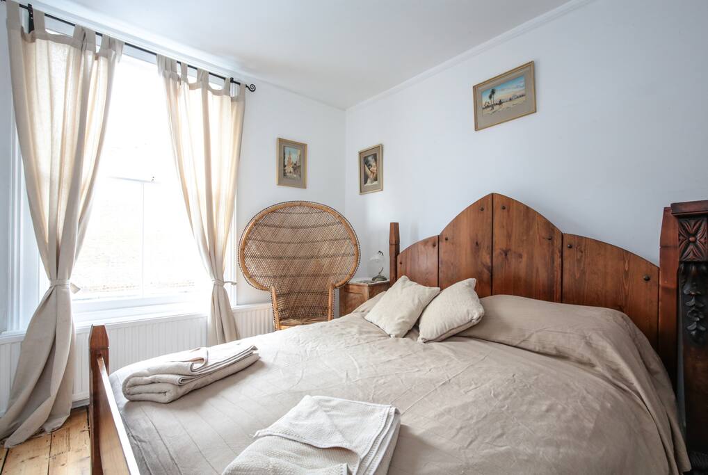 Light and airy bedroom