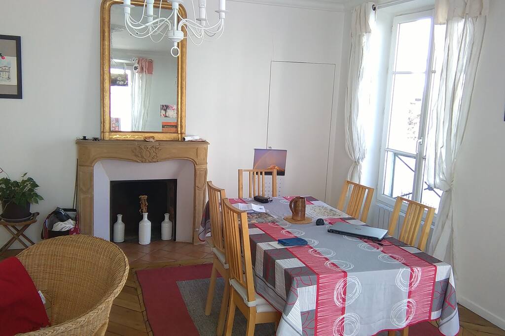 Salle à manger/ family room