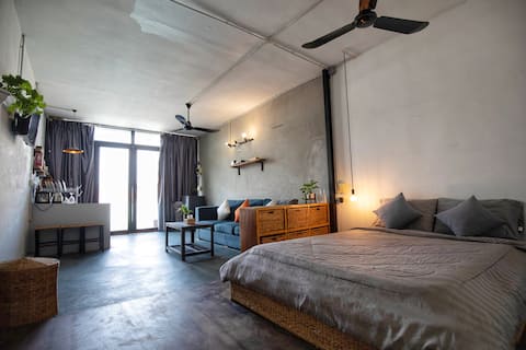 Bright Studio #walking dis. to all top attractions