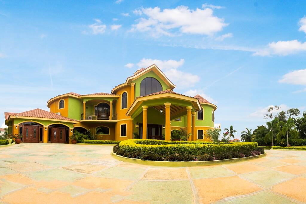 Millbrook Resort front