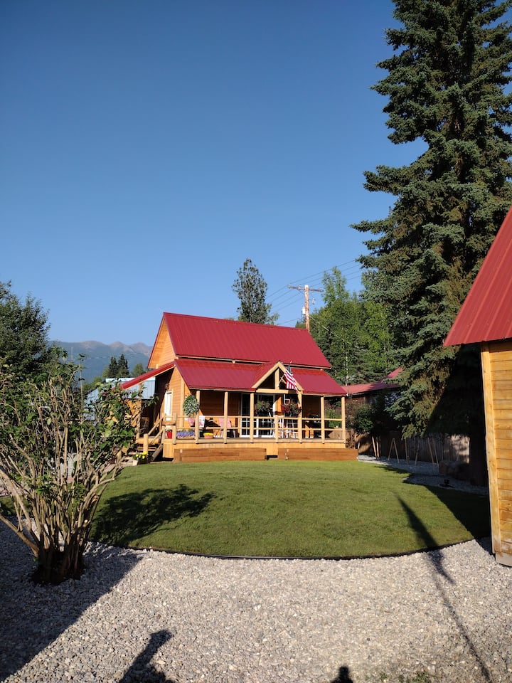 TIMS' CABIN at Alaska Cozy Cottages 1 bdrm/1 bath