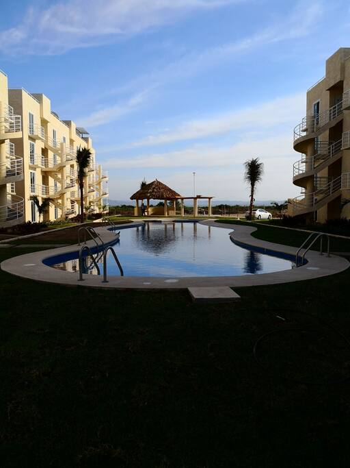 Alberca del condominio