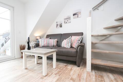 Stylish apartment on the upper floor for 4 people