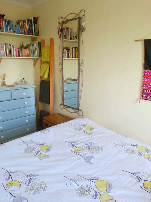 Back of bedroom