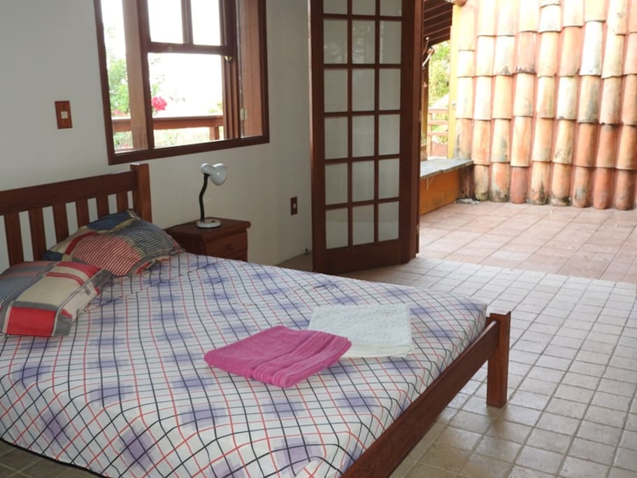 Apt Mirada Indígena - Stúdio com cozinha e banheiro. Possui 01 cama de casal + 01 beliche.