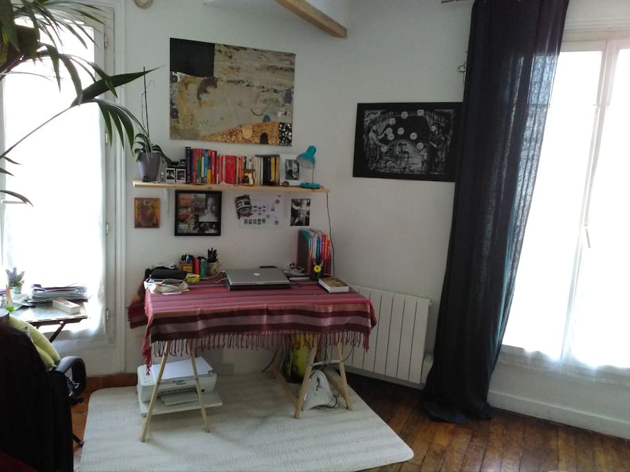 Writing desk